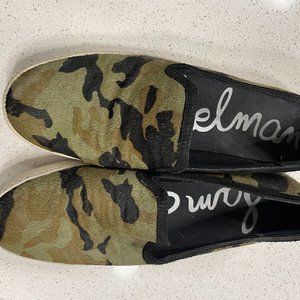 "Step into Urban Chic: Sam Edelman Women's Camo Loafers - Size 9.5